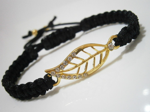 Elegantní náramek - černozlatý (macramé) — foto 3