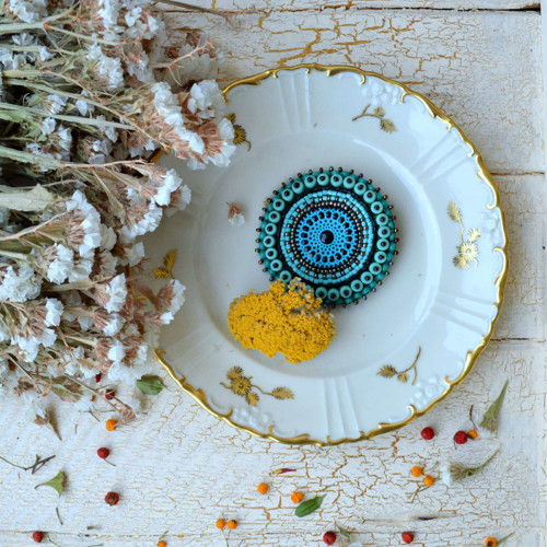 Turquoise mandala - vyšívaná brož — foto 2