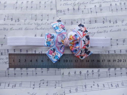 Čelenka Minnie Mouse — foto 3