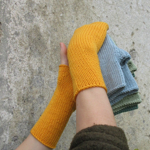 Sytě žluté ...návleky — foto 2