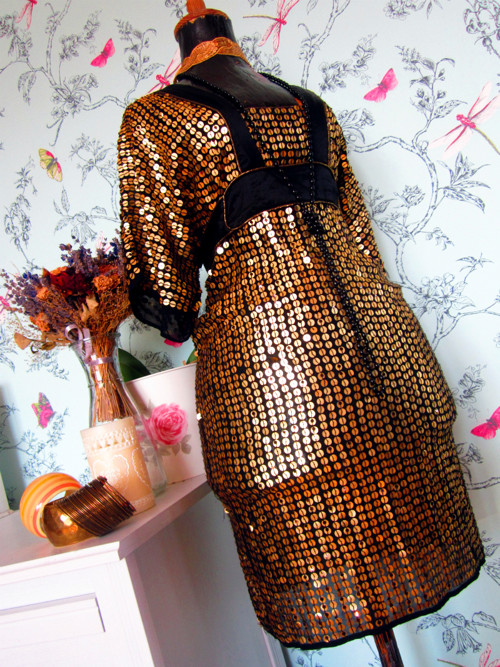 Great Gatsby ve zlaté — foto 3