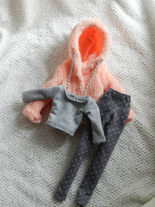 Mikinka pro Barbie — foto 4