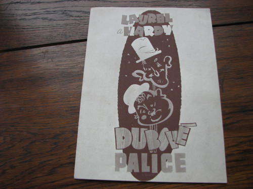 Laurel a Hardy, Dubové palice, program — foto 3