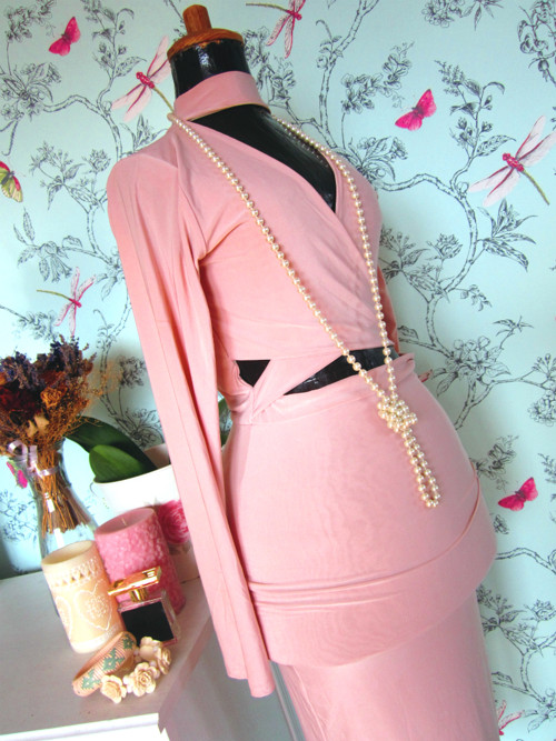Šaty rafinované powder pink — foto 2