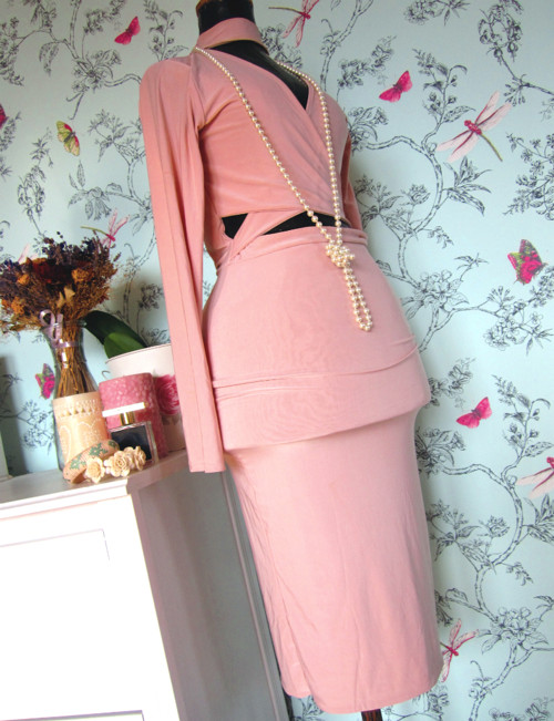 Šaty rafinované powder pink — foto 4