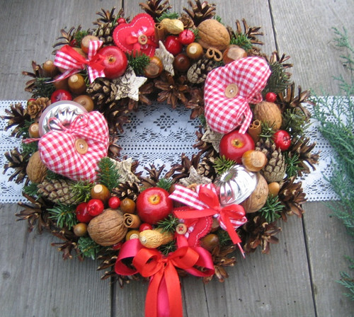 Adventní věneček se srdíčky - na přání — foto 3