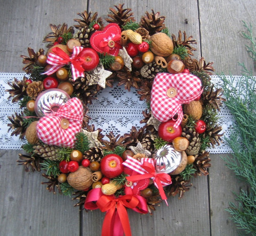 Adventní věneček se srdíčky - na přání — foto 4