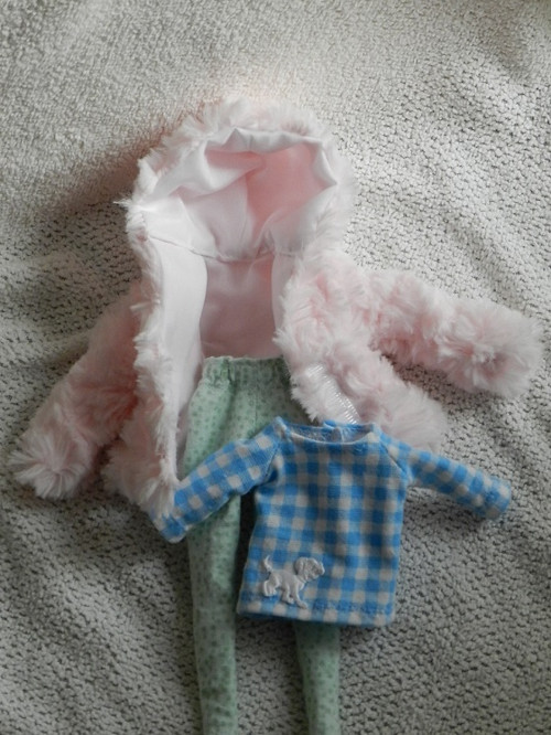 Kožíšek pro Barbie — foto 3