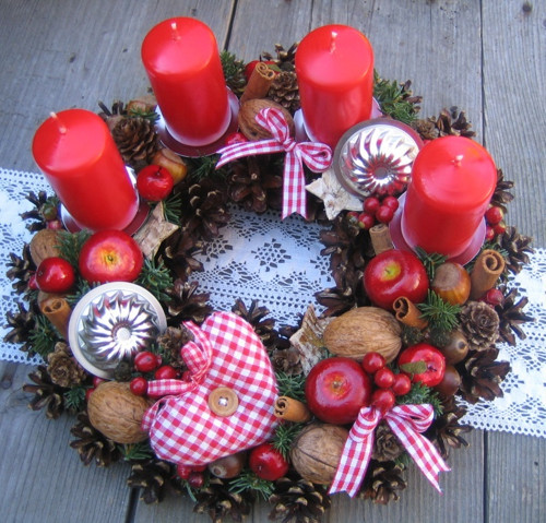Adventní věneček v červené - na přání — foto 2