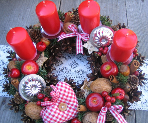 Adventní věneček v červené - na přání — foto 3