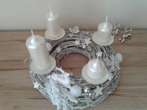 Adventní svícen s jelenem — foto 4