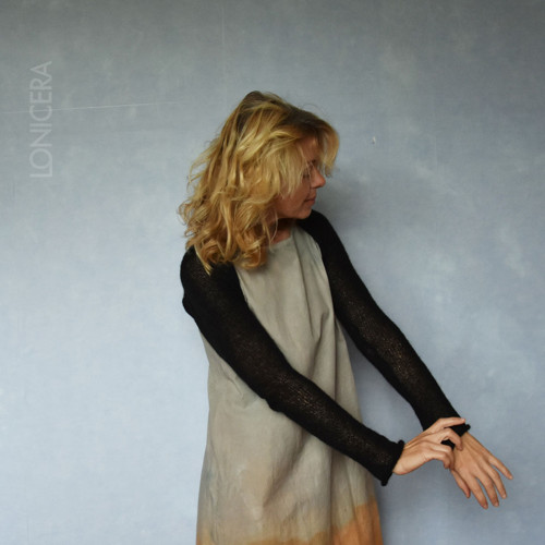 V pavučinkách: shrug v černé — foto 2