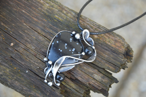Obsidiánový amulet — foto 4