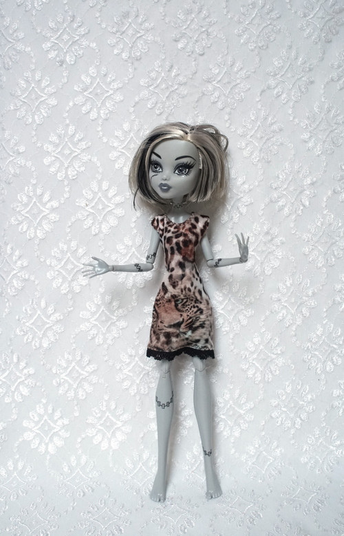 Letní šaty pro Monster High — foto 2