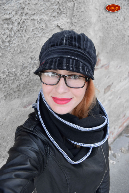 Černá sada, manšestrová bekovka + flísový nákrčník — foto 4