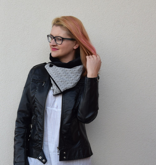 Černobílý...hřejivý šál — foto 3