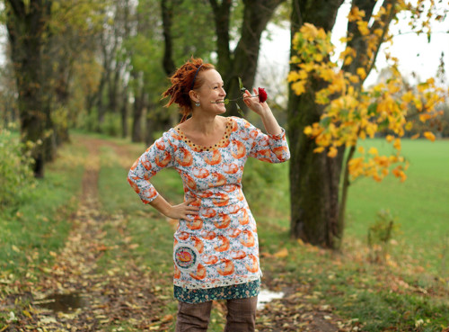 "Lady Fox" midišaty / teplákovina — foto 4