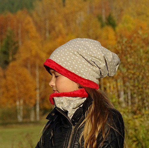 Nákrčník béžový na červené — foto 2