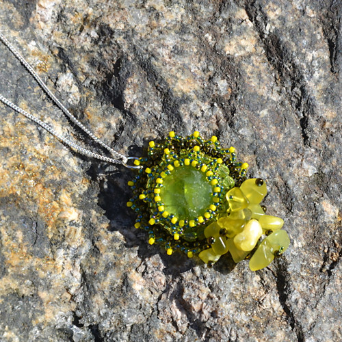 Zářivá hvězda - olivín — foto 4