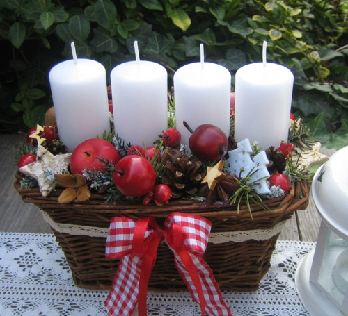 Adventní košíček s jablíčky a stromečky — foto 4
