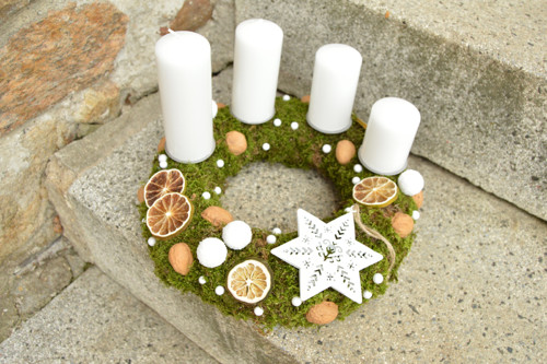 Adventní věnec se svíčkami — foto 2