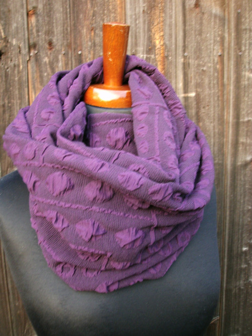 Purple bublles - nákrčník — foto 5