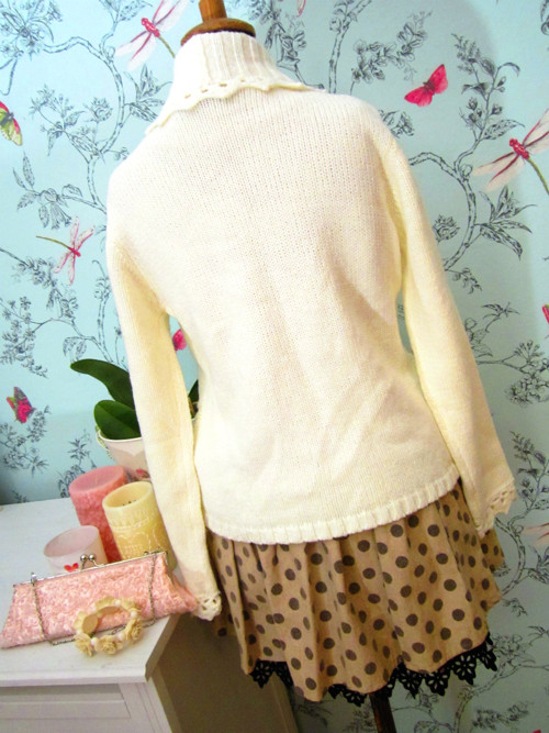 Svetřík cream romantic — foto 5