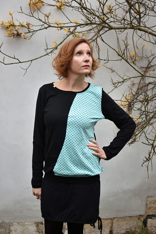 Černé s puntíkem, vel. XL — foto 2