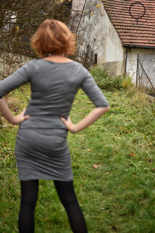 Šaty šik žíhané, vel. S — foto 4