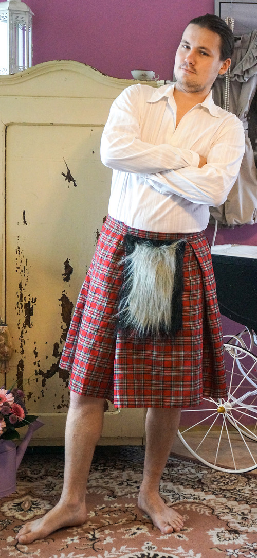 Károvaný kilt s chlupató kapsó — foto 2