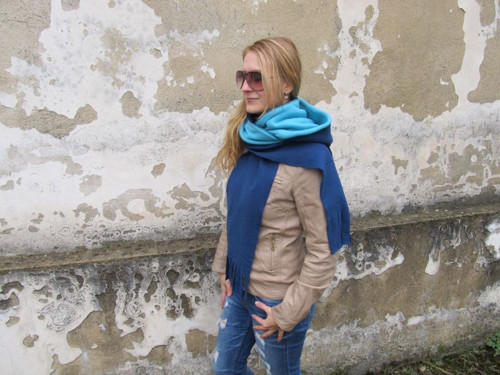 IHNED: Šála s kapucí DÁMSKÁ — foto 3