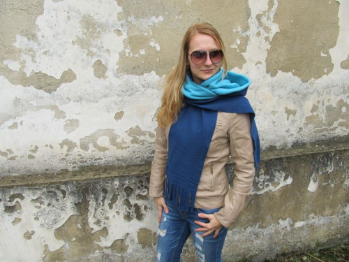 IHNED: Šála s kapucí DÁMSKÁ — foto 4