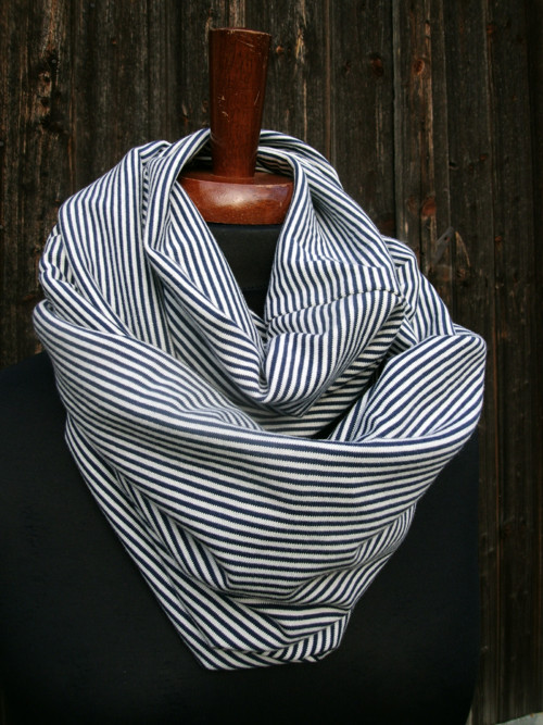 Lines of blue navy — foto 5