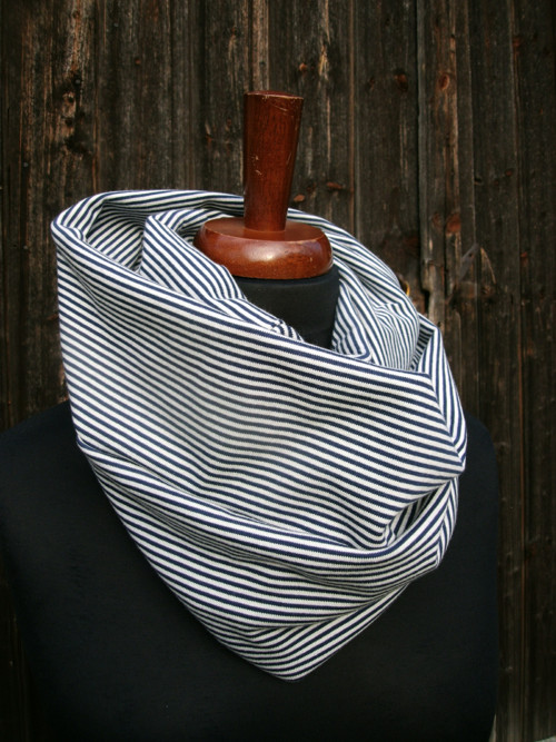 Lines of blue navy — foto 6