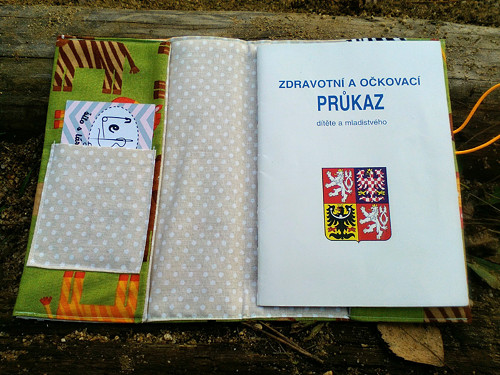 Obal s kapsičkou na průkaz ZP — foto 2