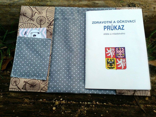 Obal s kapsičkou na průkaz ZP — foto 2