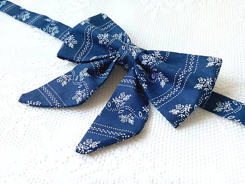 Dark blue folklore bow tie (woman bow tie) — foto 2