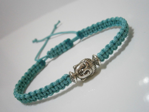 Tyrkysový náramek s Buddhou (macramé) — foto 3