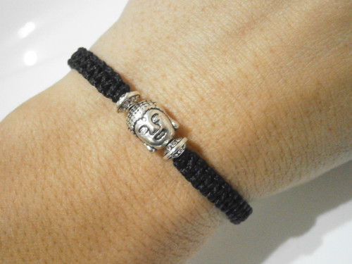 Černý náramek s Buddhou (macramé) - Unisex — foto 4