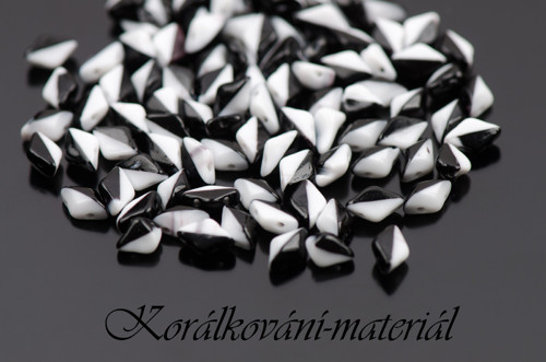 Dvoudírkové korálky DiamonDuo- Matubo — foto 3