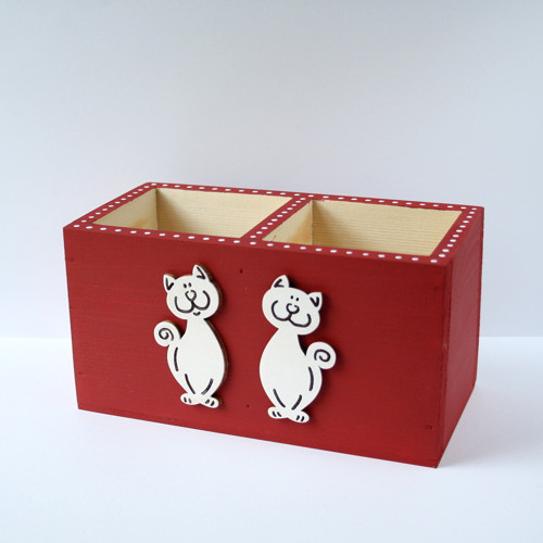 Dvojitý tužkovník s kočkami — foto 3