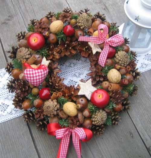 Adventní věneček se srdíčkem — foto 2