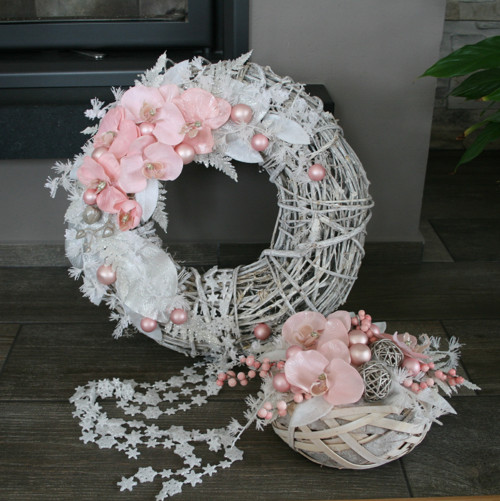 Maxi vánoční věnec s perleťovými orchidejemi — foto 5