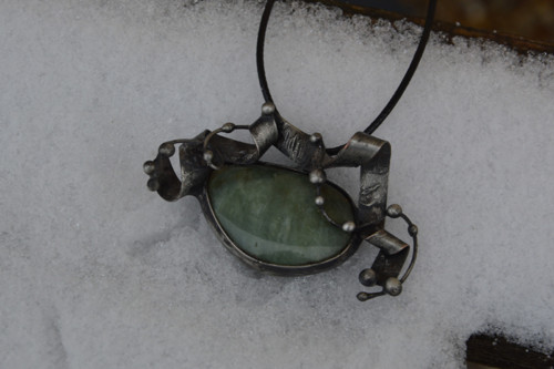 Serpentinový talismánek — foto 2