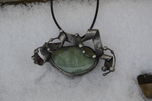 Serpentinový talismánek — foto 3