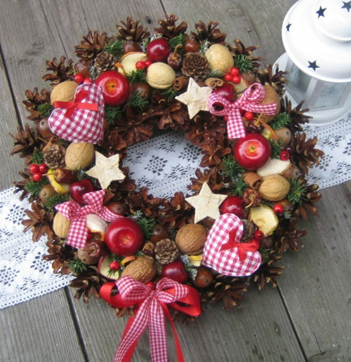Adventní věneček se srdíčky - rezervace — foto 2