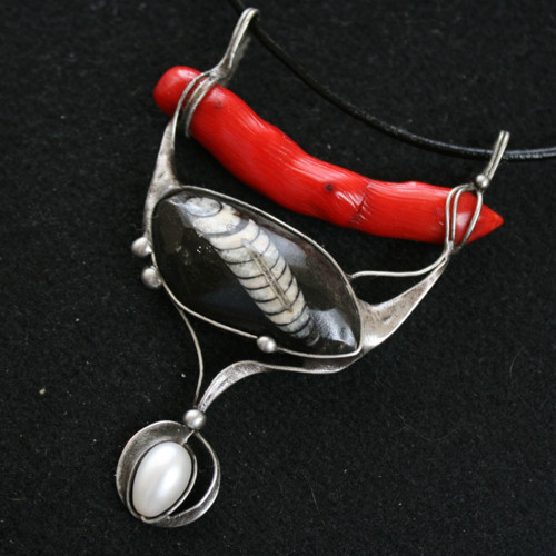Harmonie - korál, orthoceras — foto 3