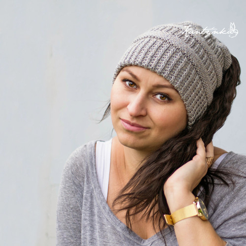 Dámská čepice na drdol třpytivá — foto 4