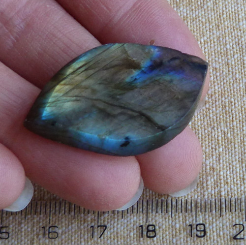Labradorit - 3,7 cm — foto 2