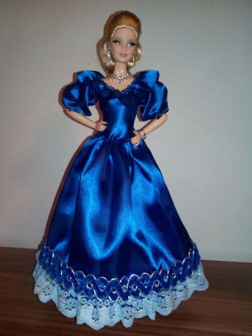 Šaty pro Barbie — foto 2